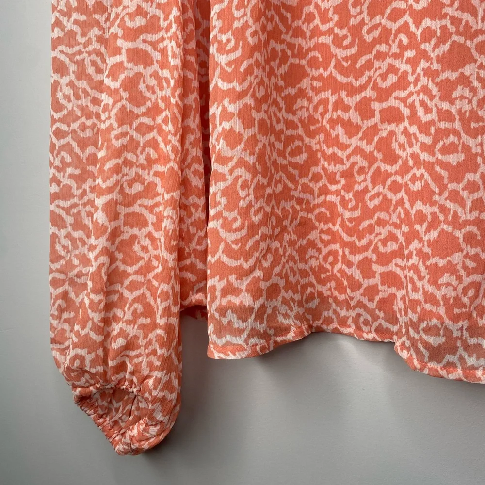 LOFT  Women's Small Coral Animal Print Puff Blouse